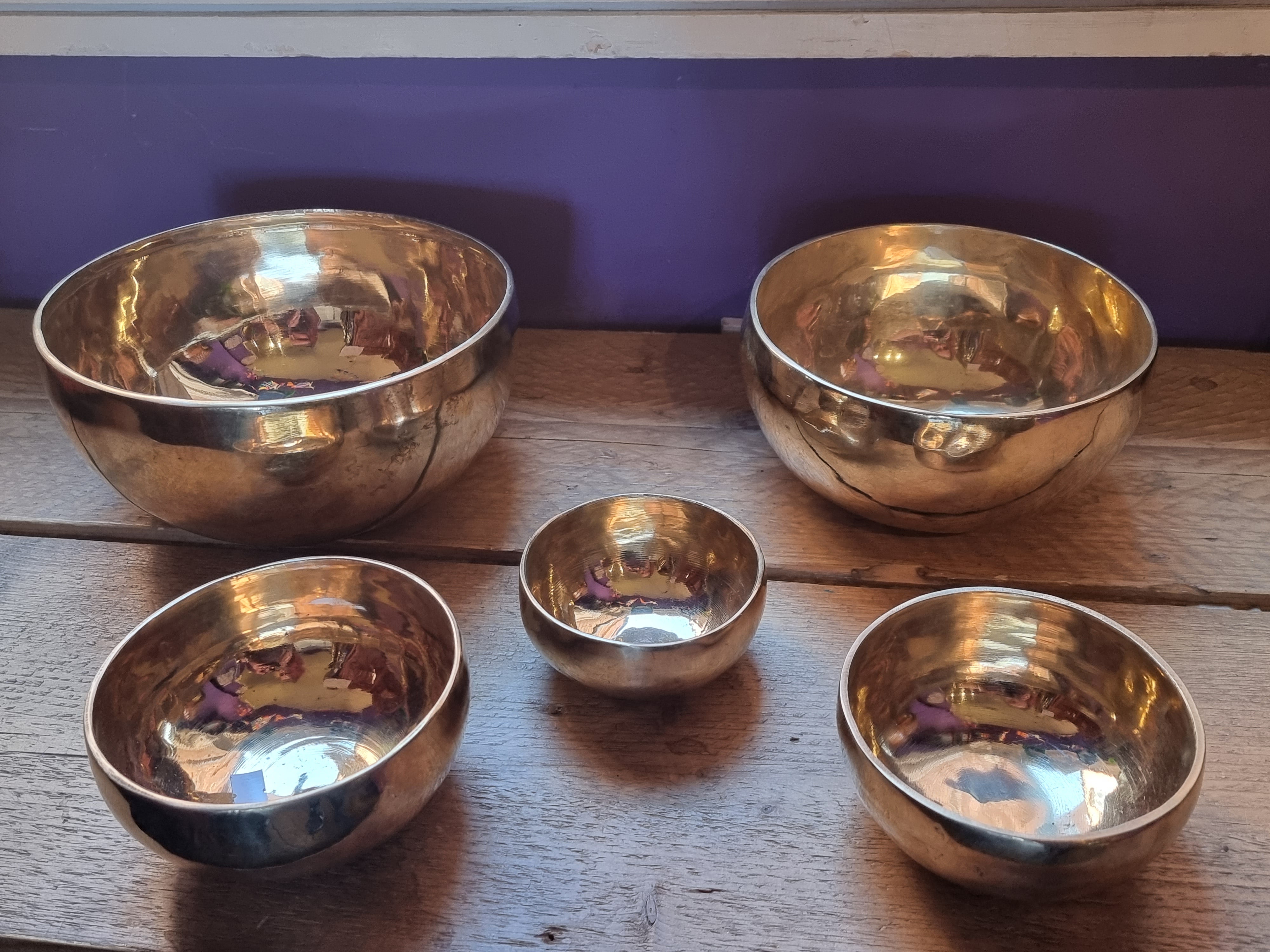 Tibetan Hand Beaten Singing Bowl (Gold)