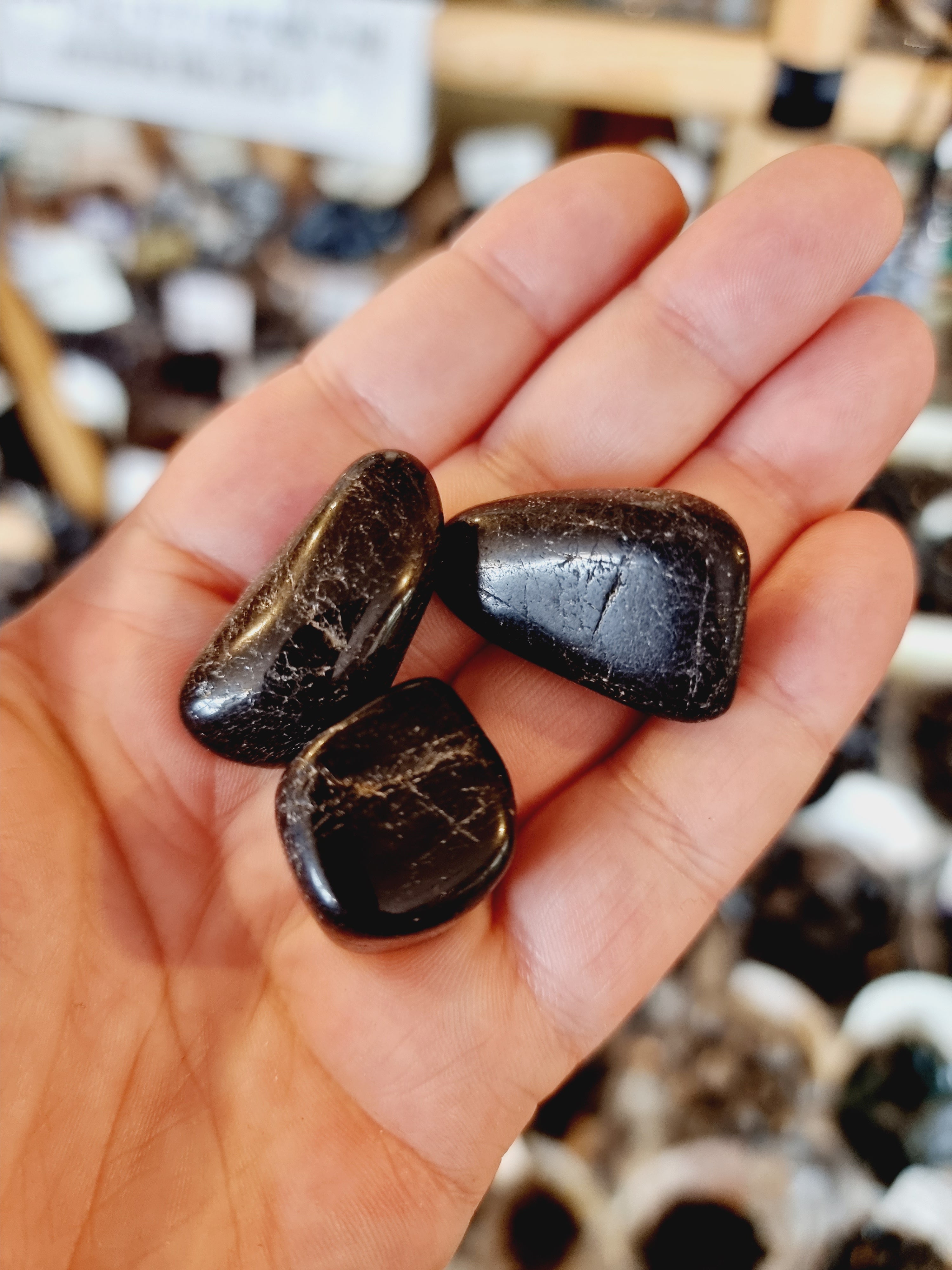 Tourmaline (Medium)