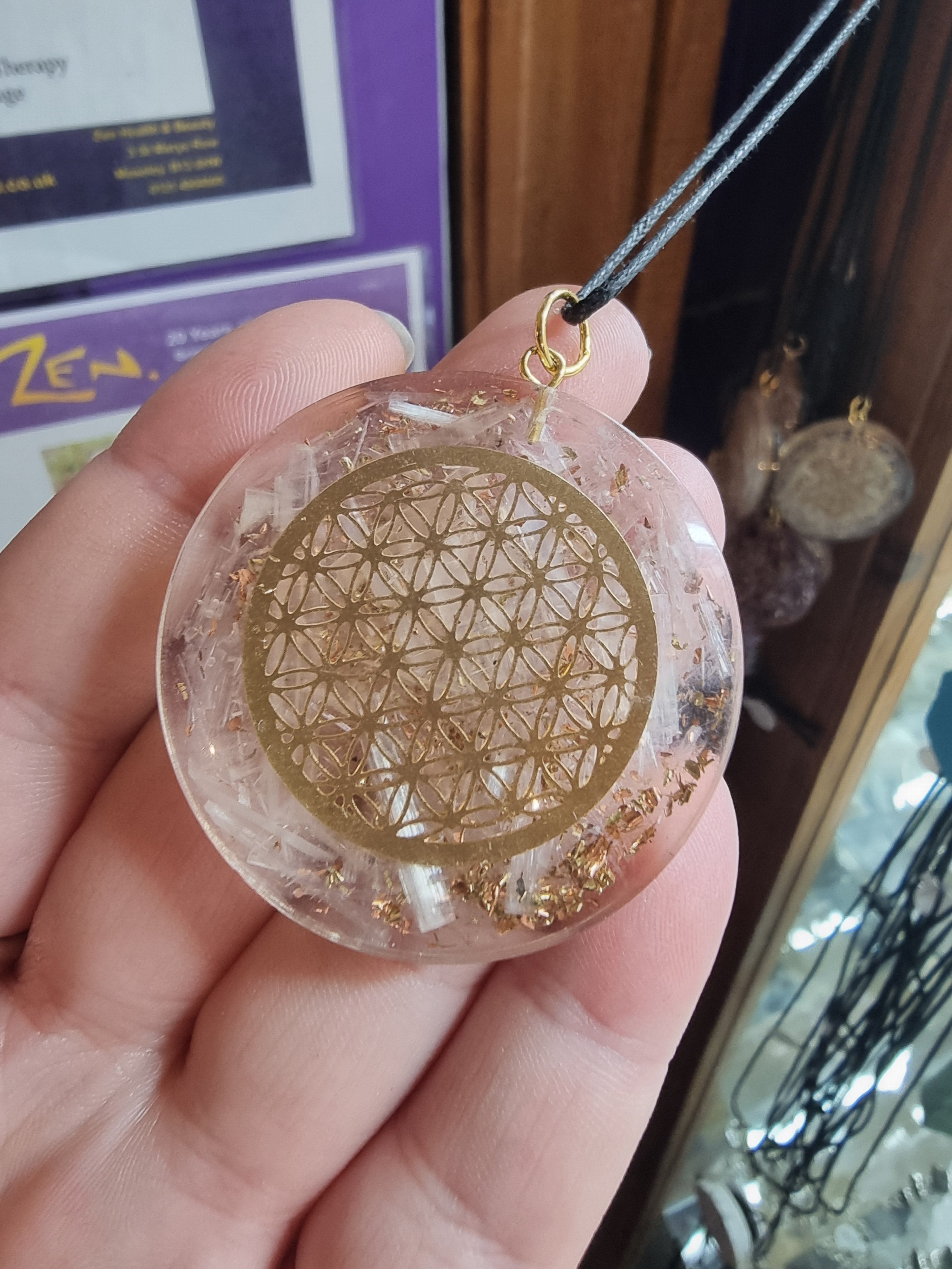 Orgonite Clear Quartz Flower Of Life Pendant
