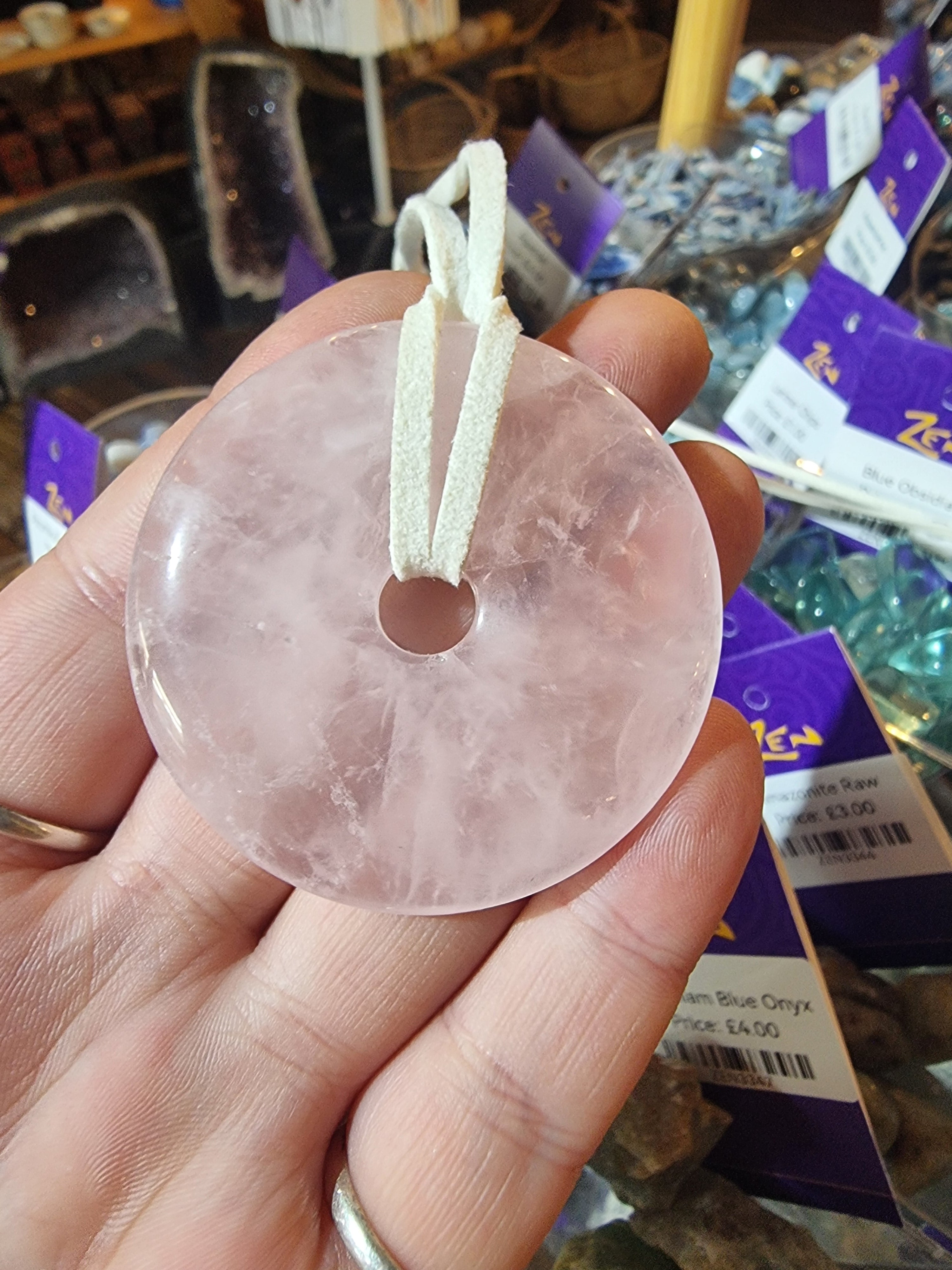 Rose Quartz Round Pendant