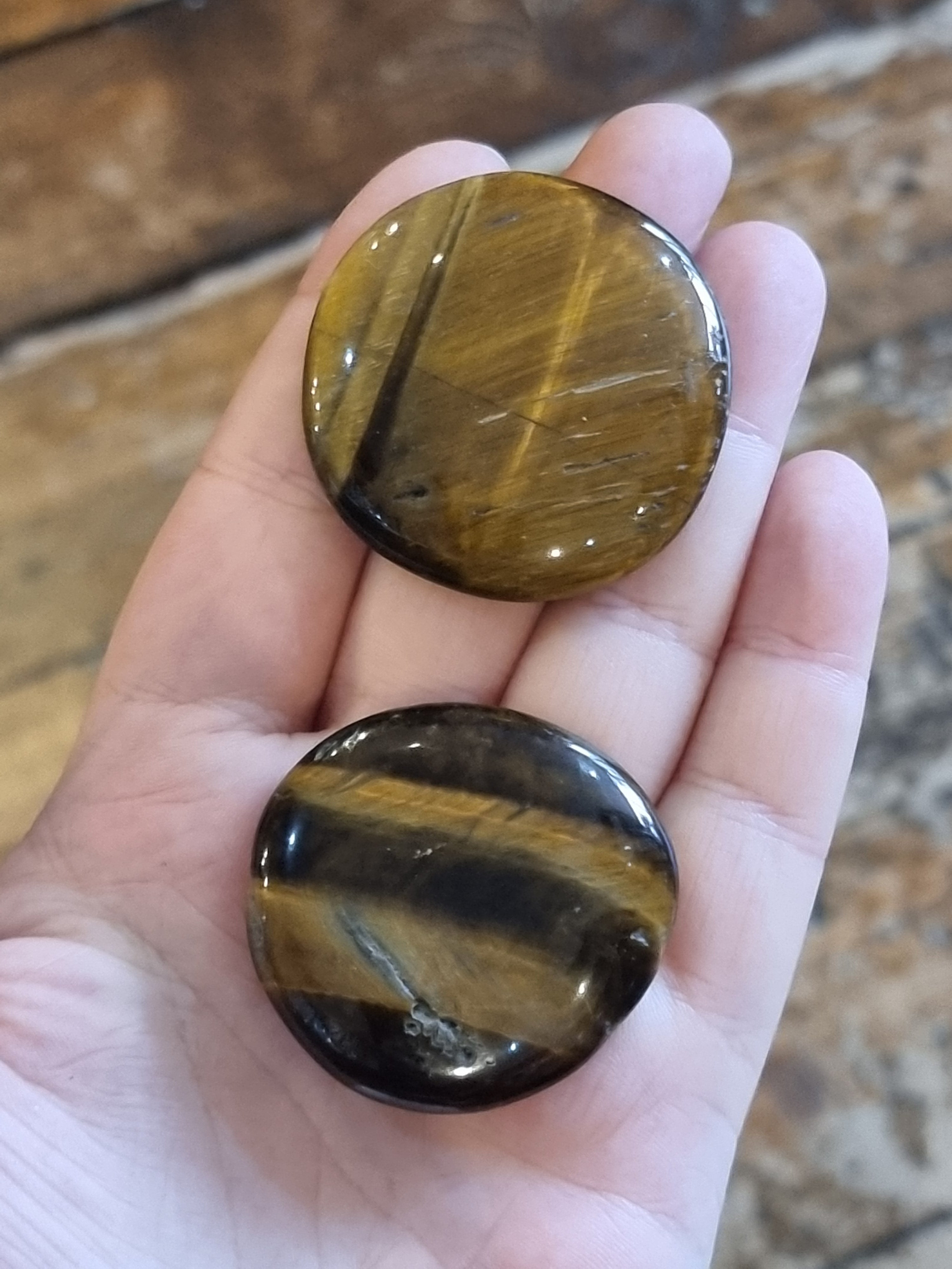 Tigers Eye Palmstone