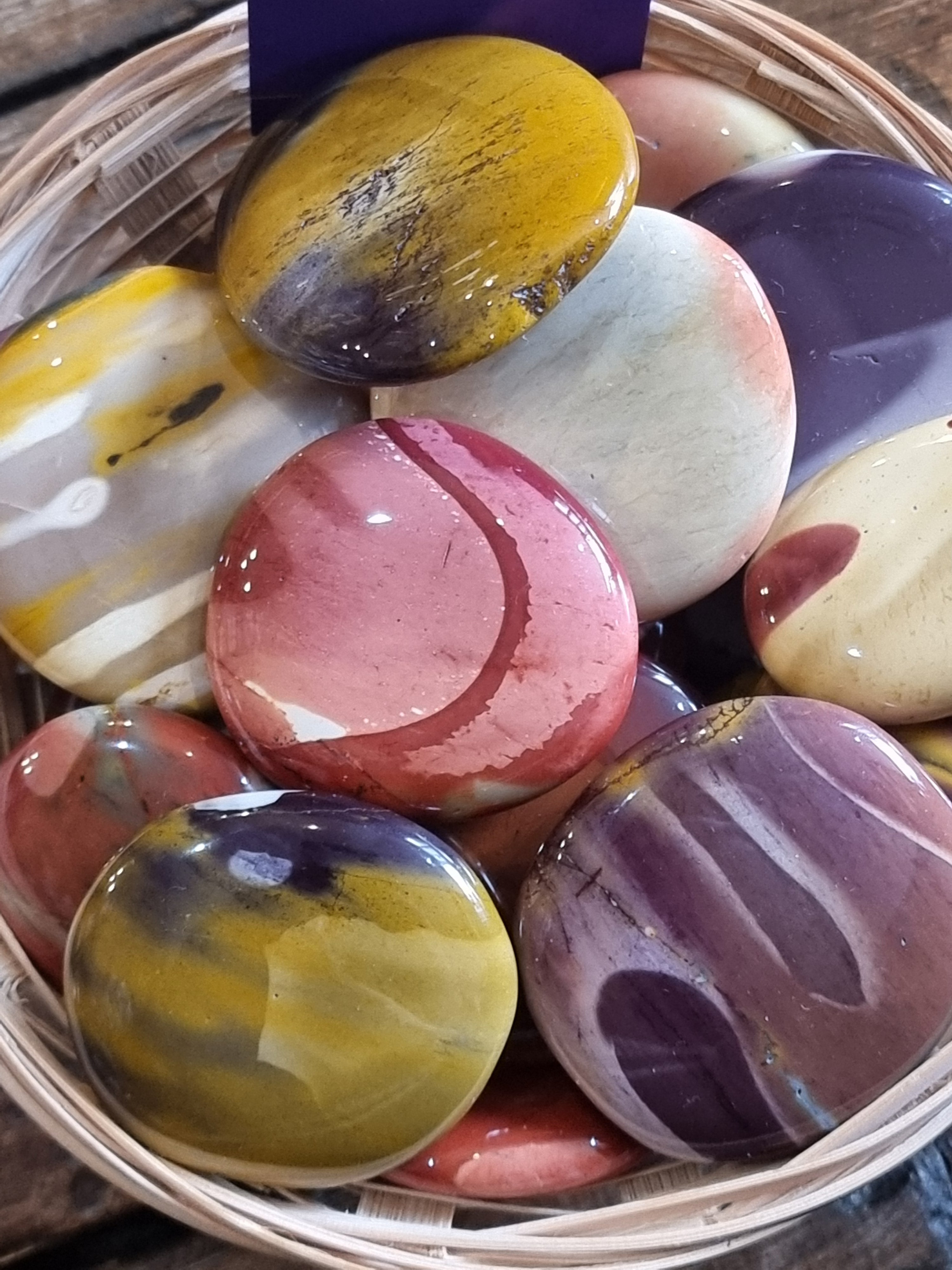 Mookaite Palmstone