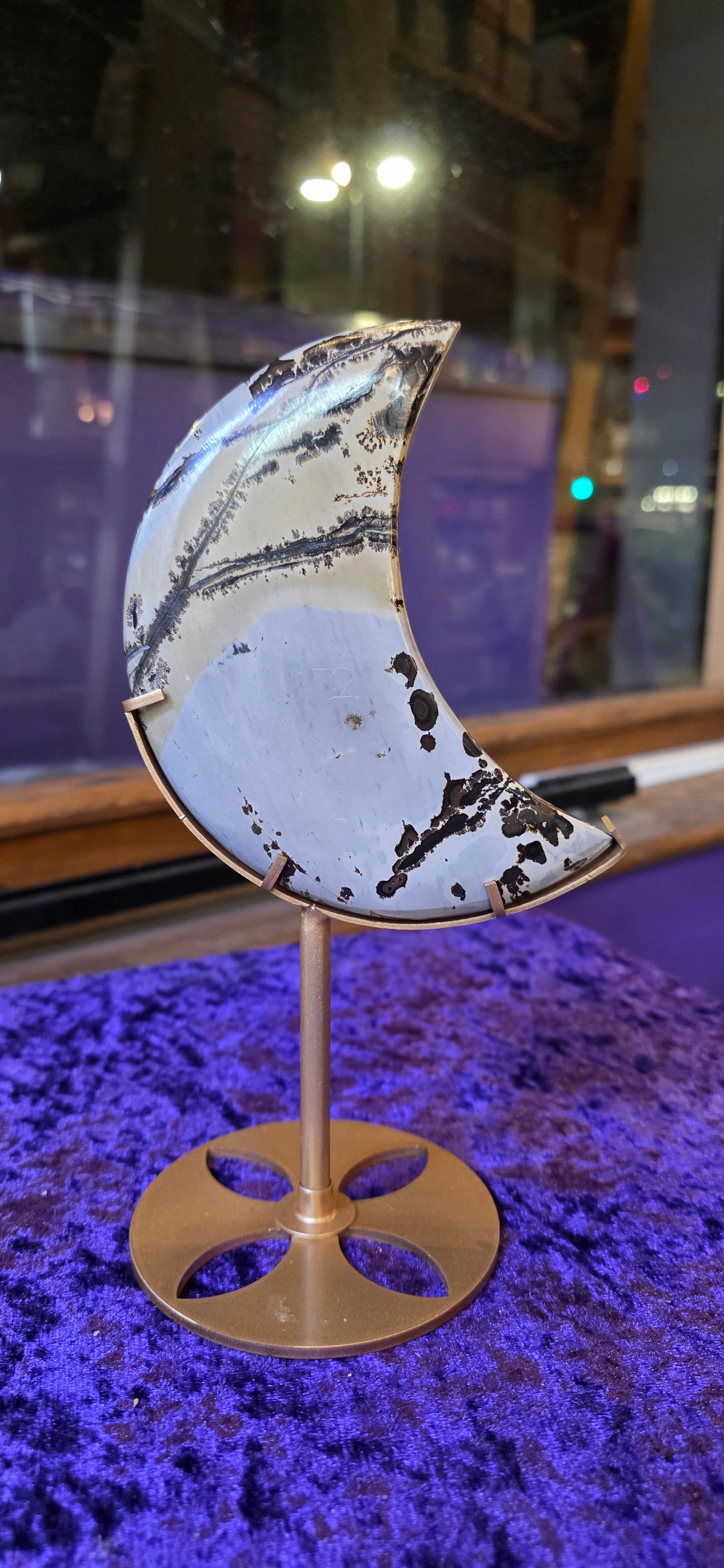 Picture Jasper Moon with Stand