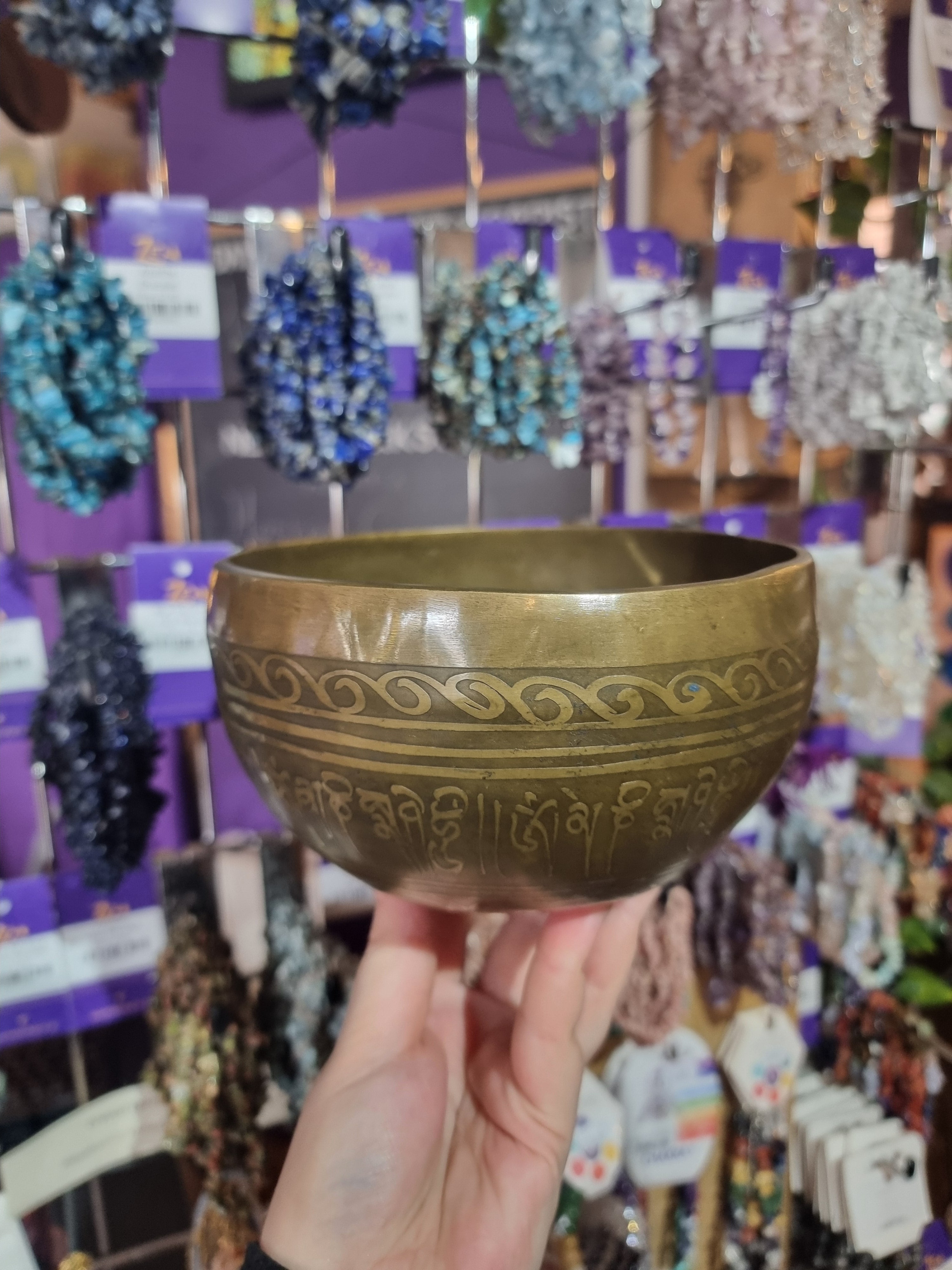 Buddha Engraved Singing Bowl (15.5cm)