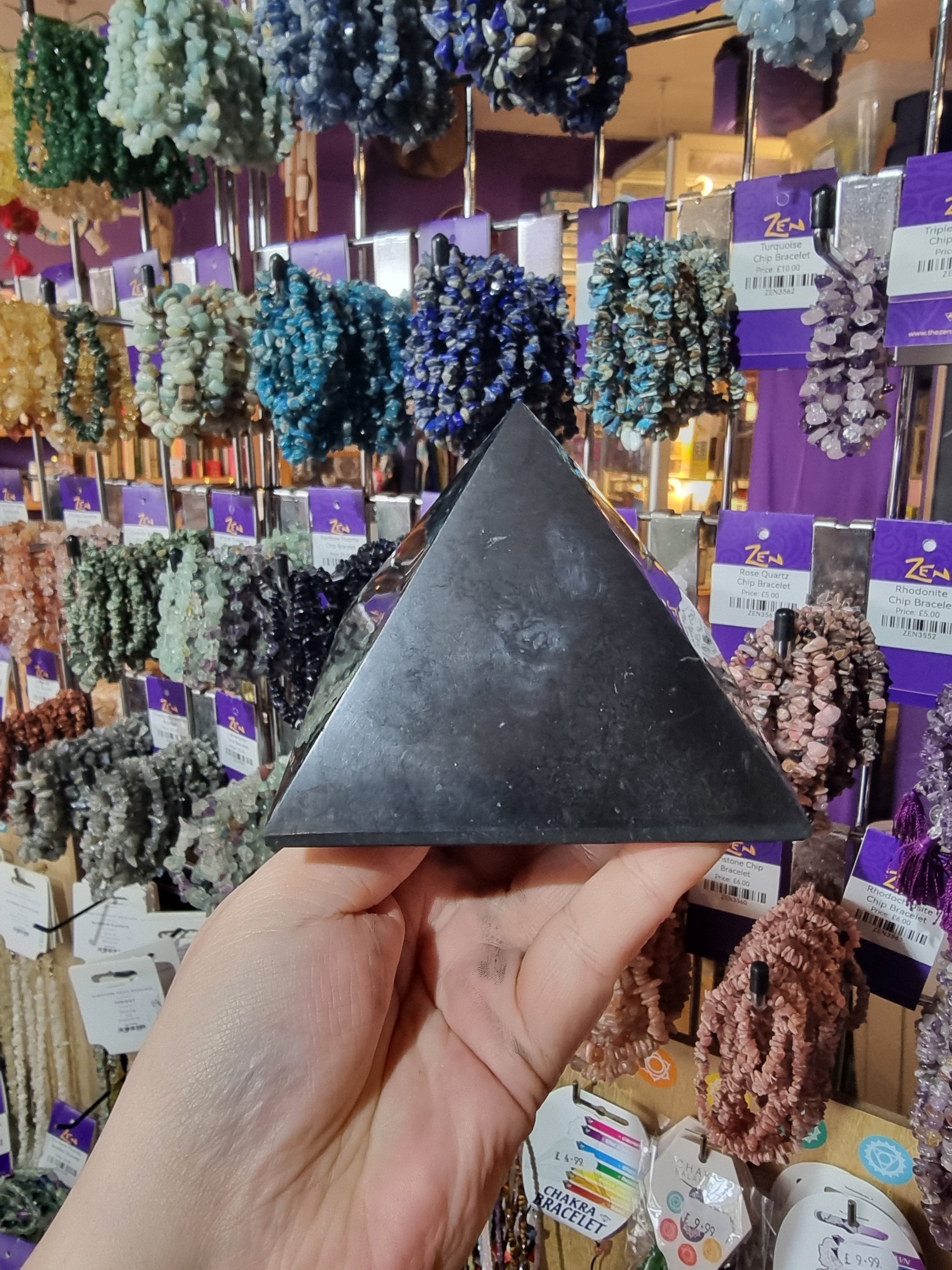 Shungite Pyramid (10cm)