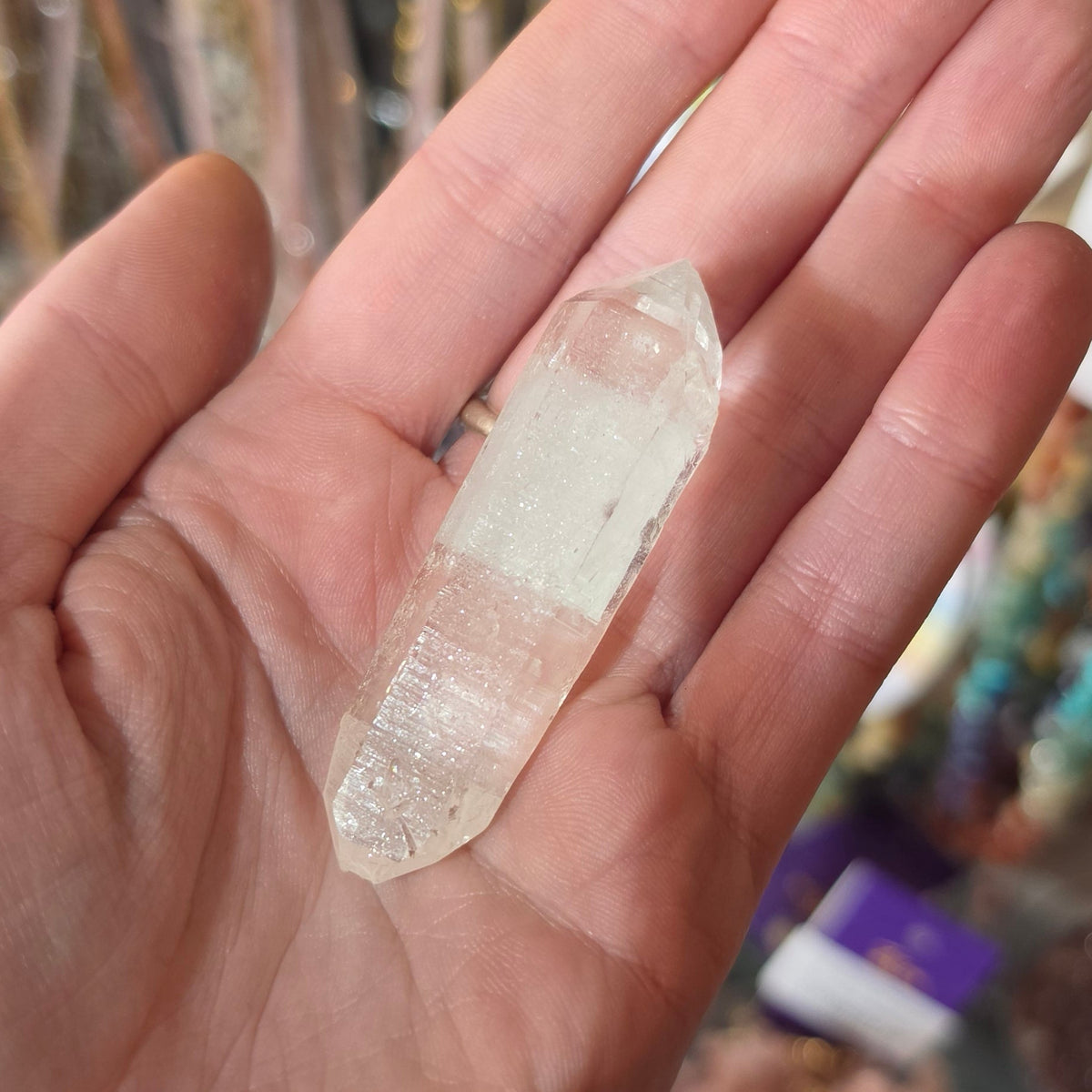 Double Terminated Quartz, Engulfed Bridge (XQ10)