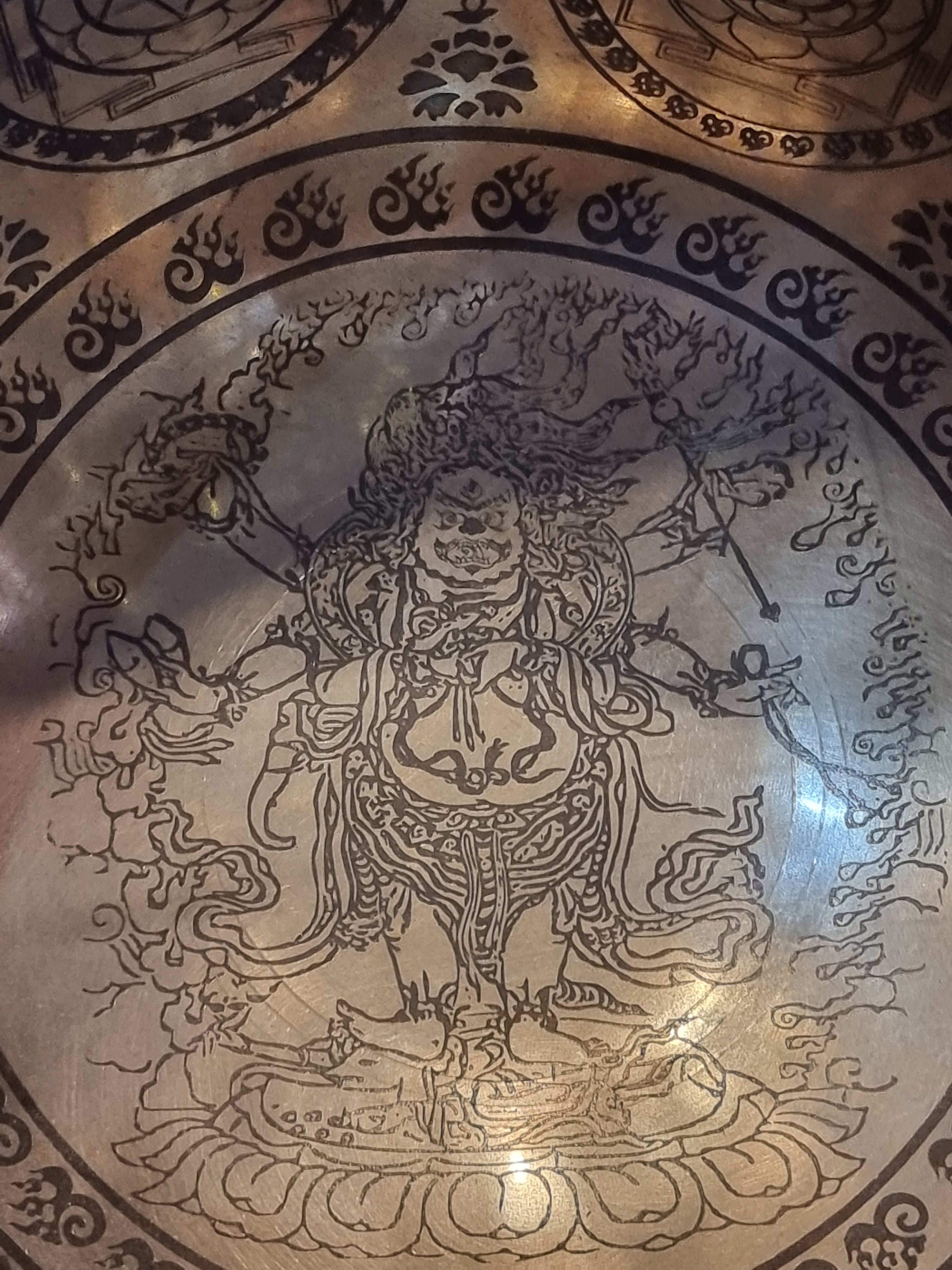 Engraved Vajrapani Singing Bowl (18cm)