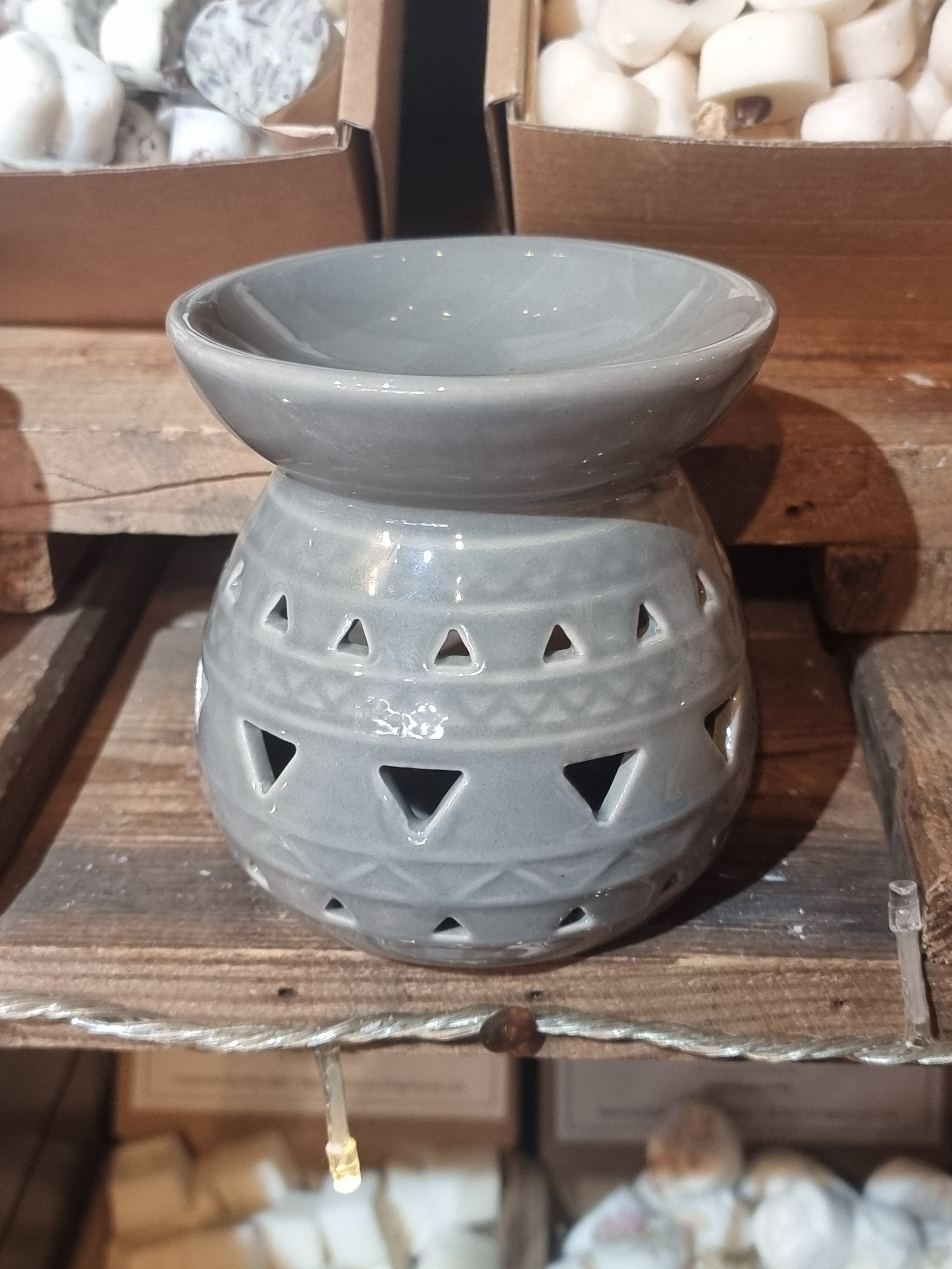 Triangle Cut Oil Burner