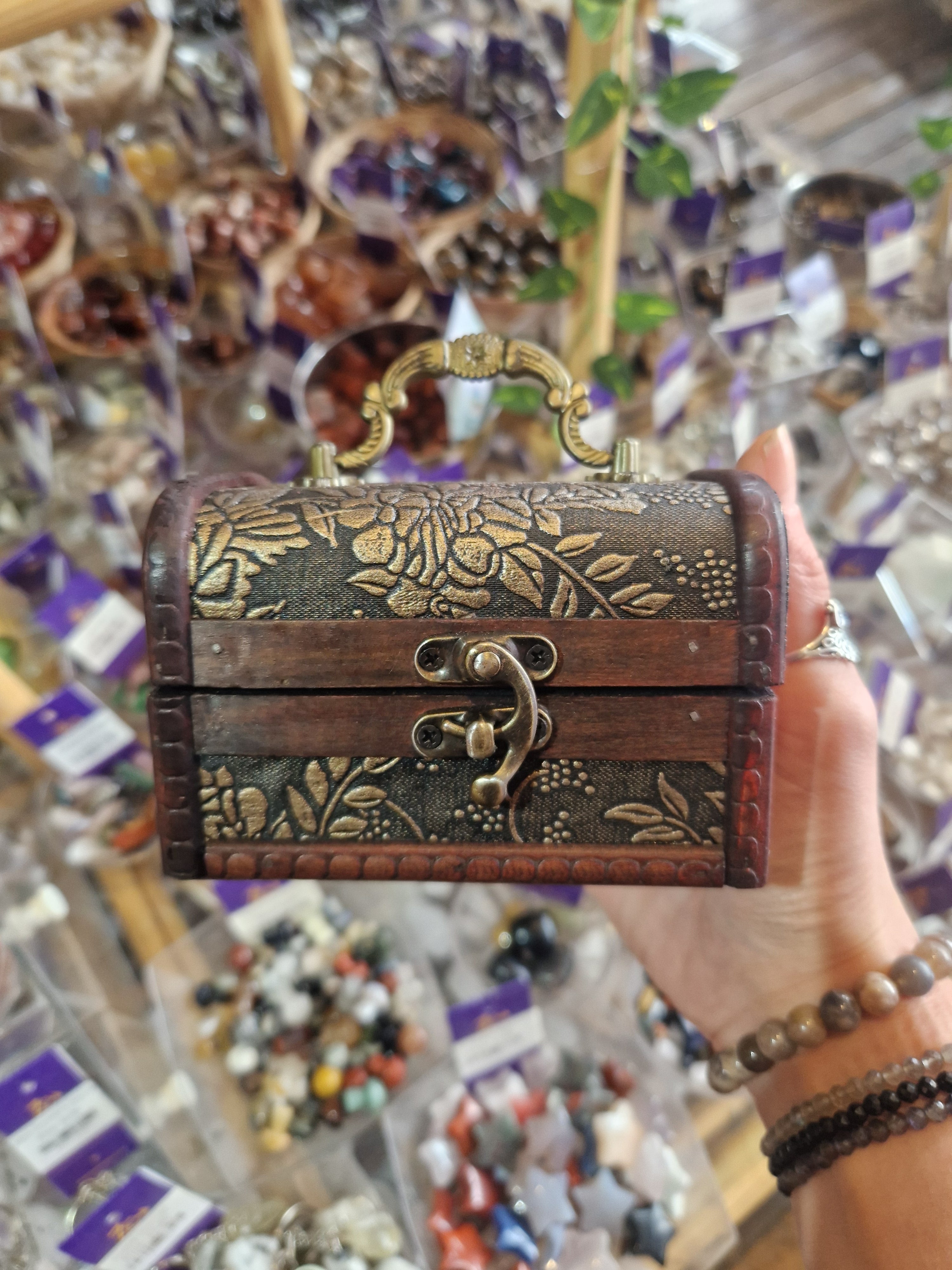 Medium Treasure Chest