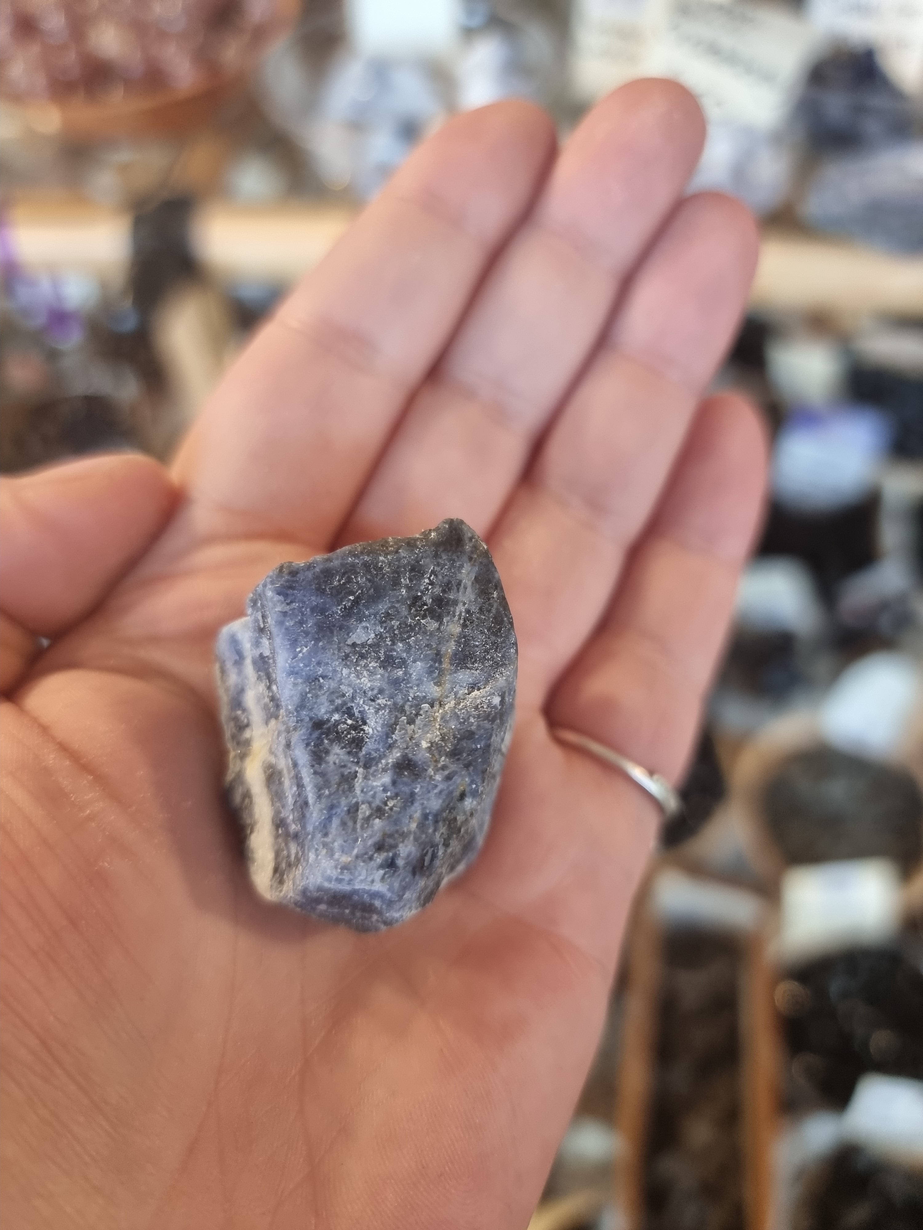 Sodalite (Raw)