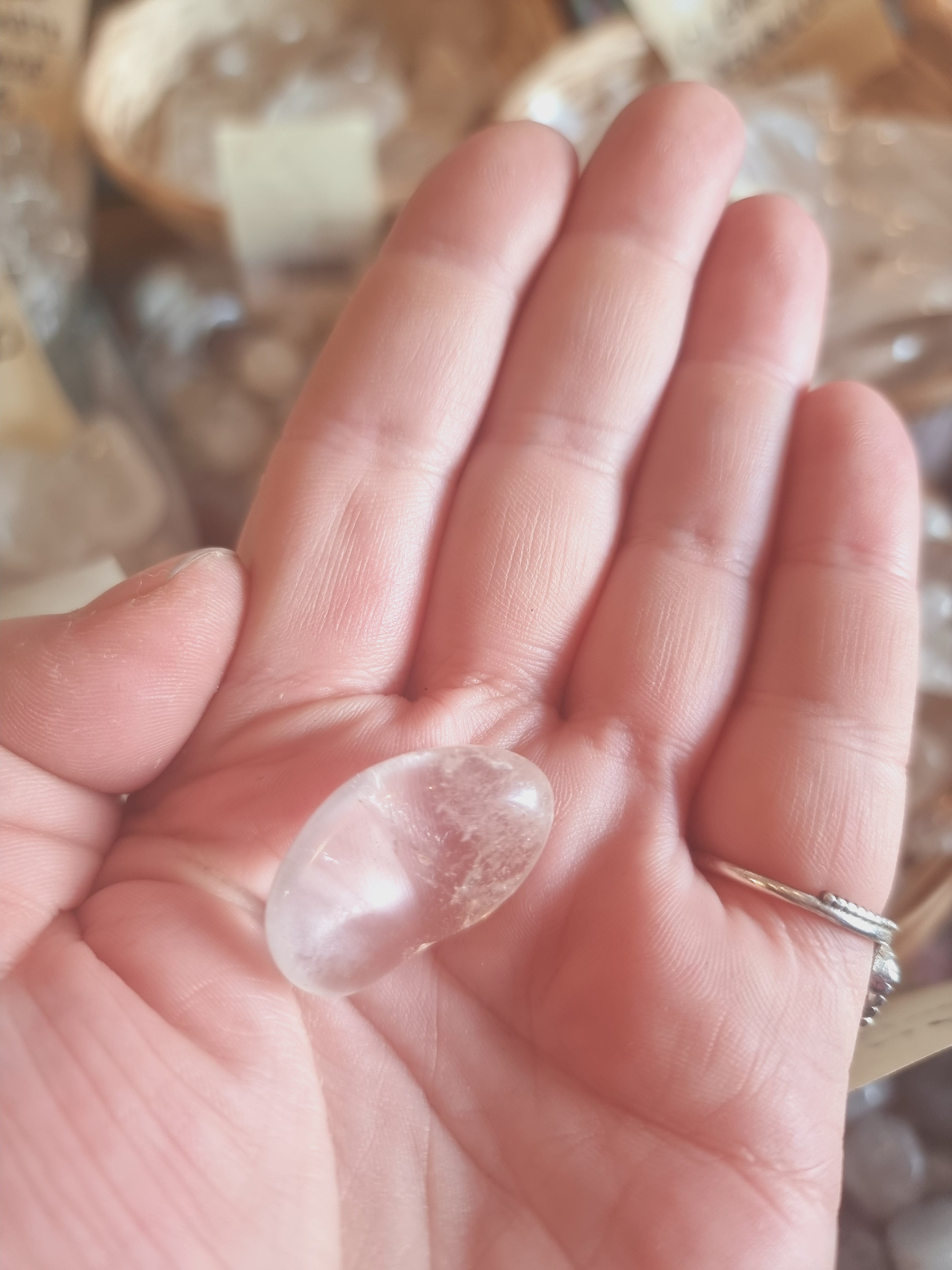 Clear Quartz (Medium)
