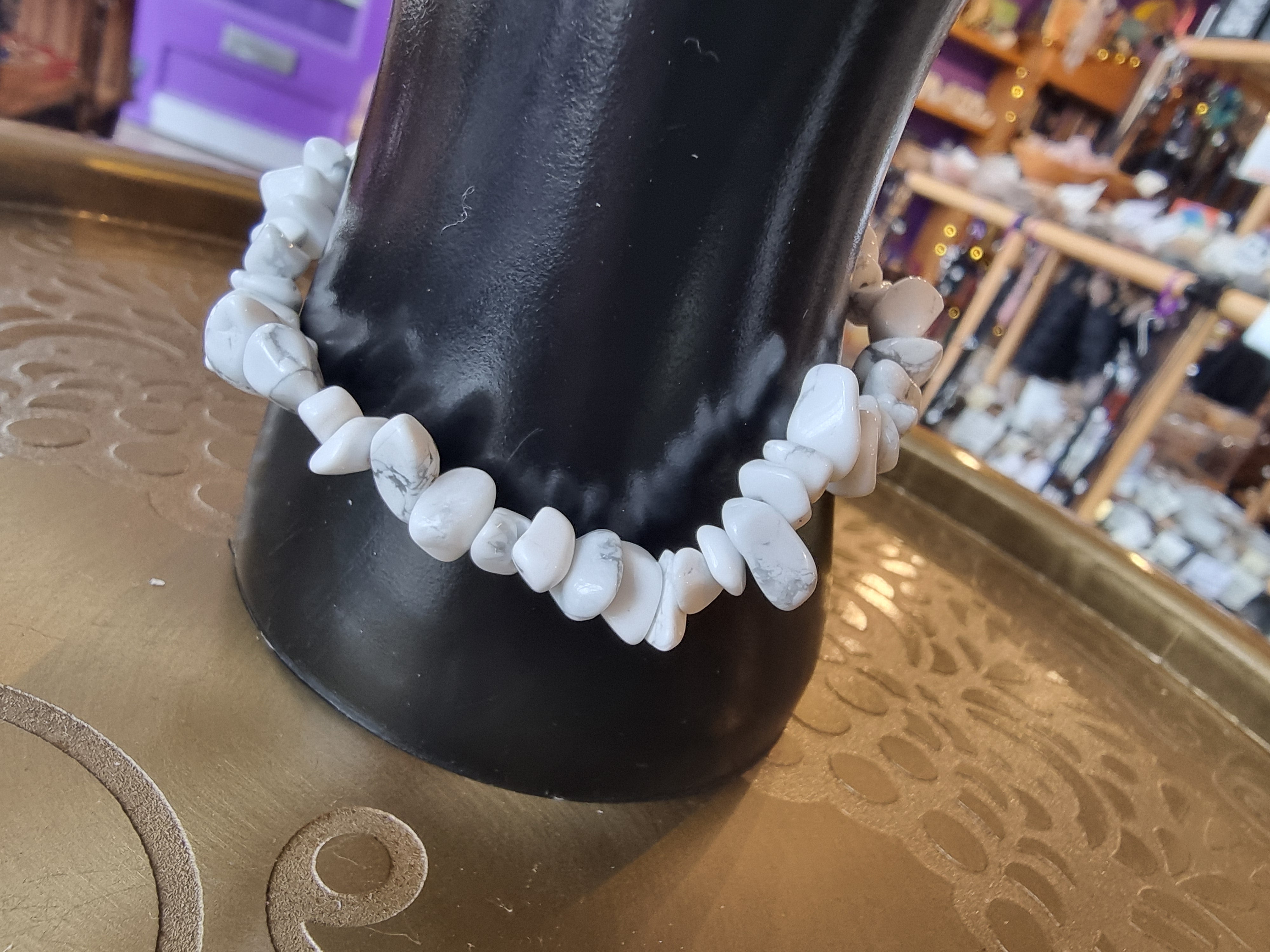 Howlite Chip Bracelet