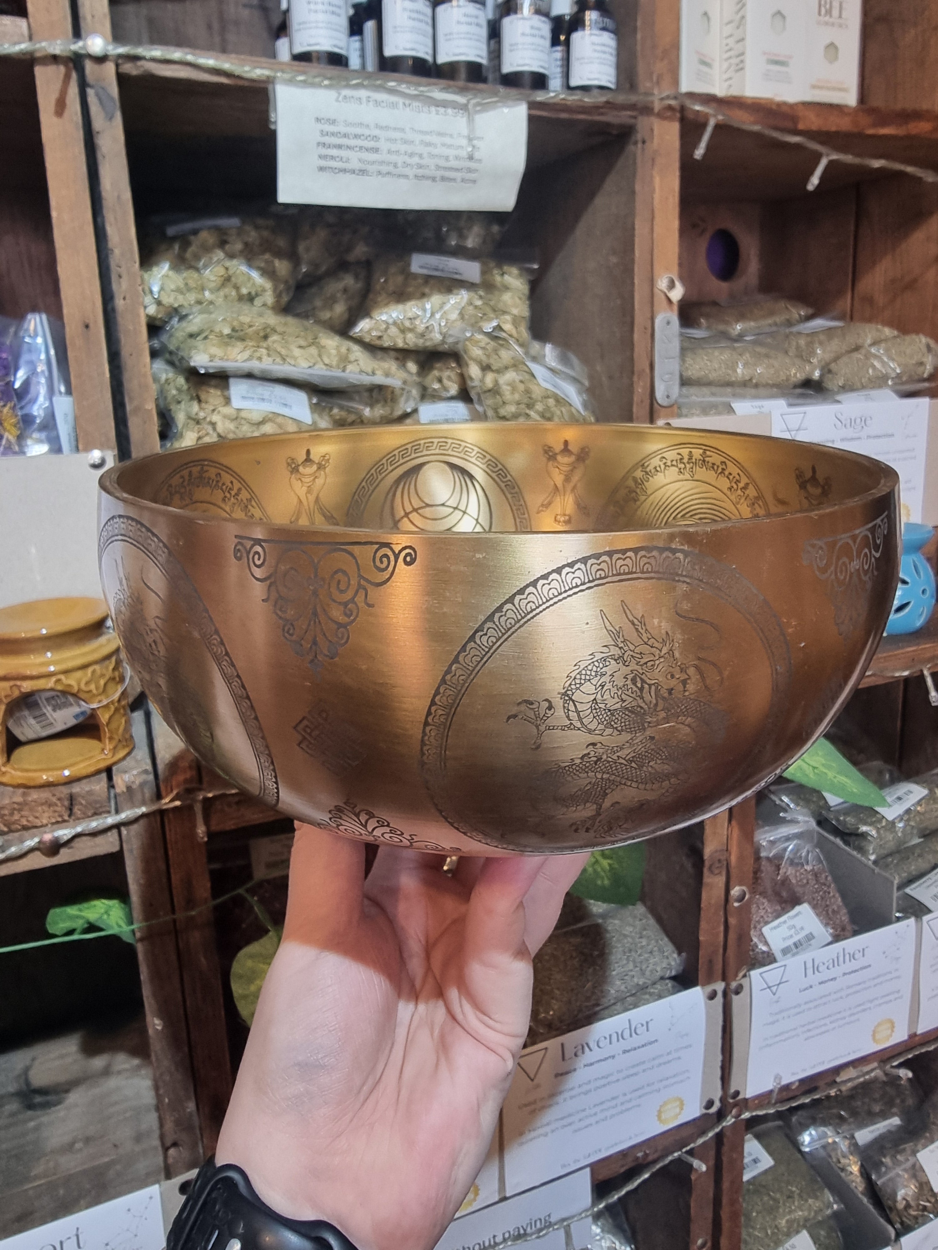 Manjushri Engraved Singing Bowl (20cm)