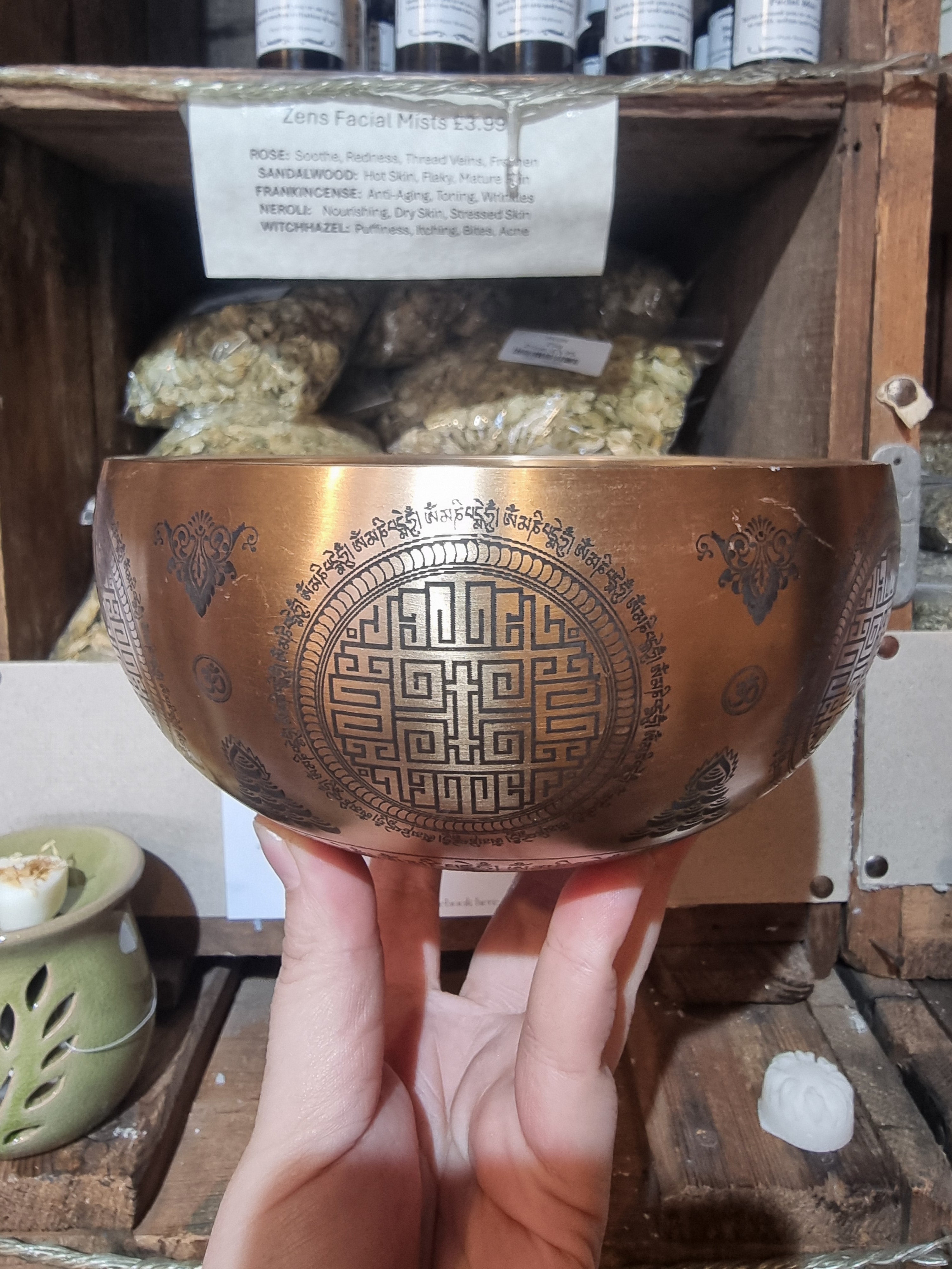 Saraswati Engraved Singing Bowl (15cm)