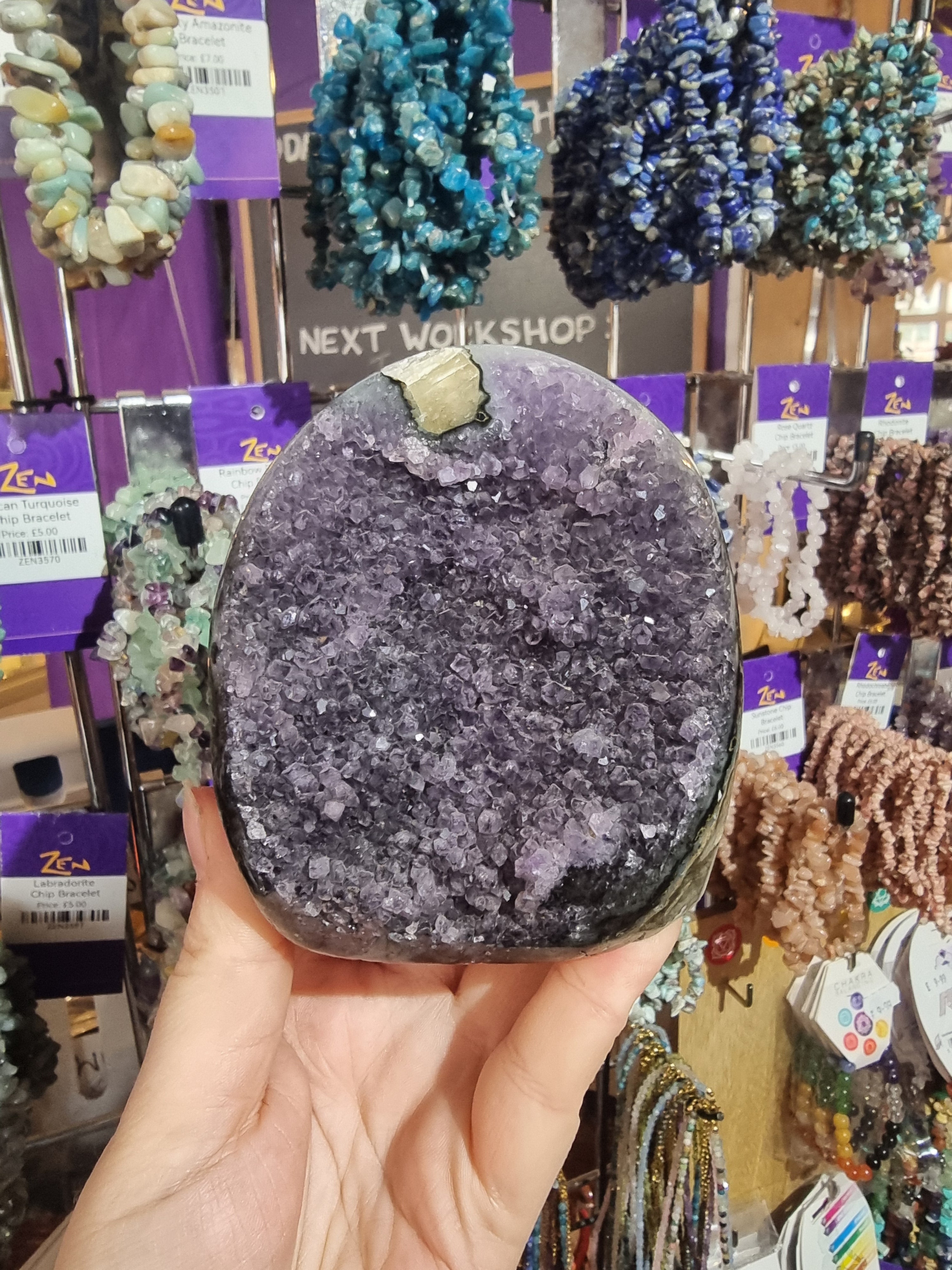 Amethyst Freeform (582g)