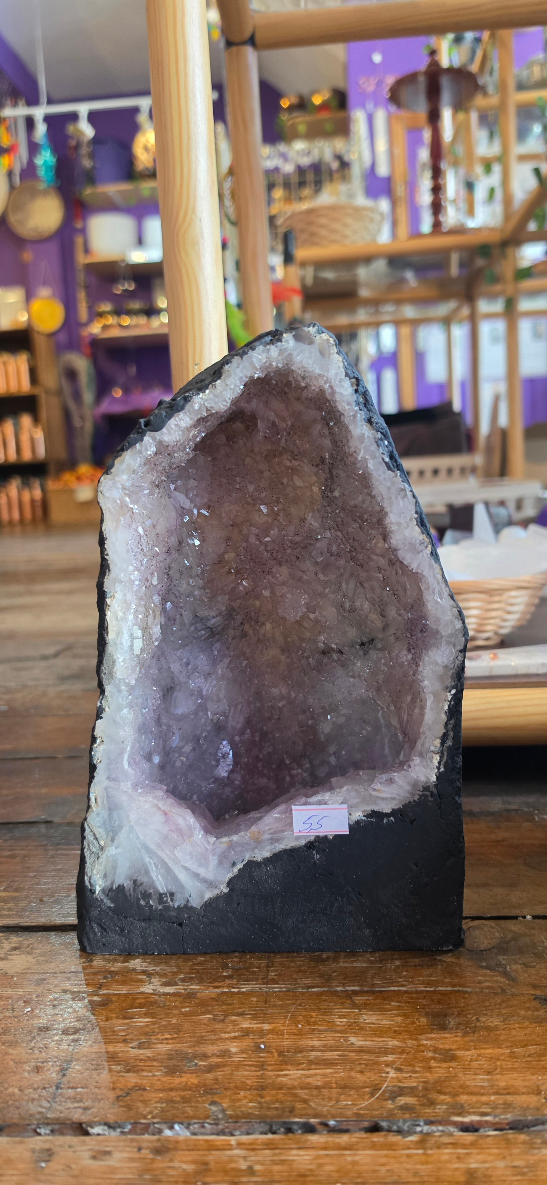 Amethyst Geode (5.5kg)