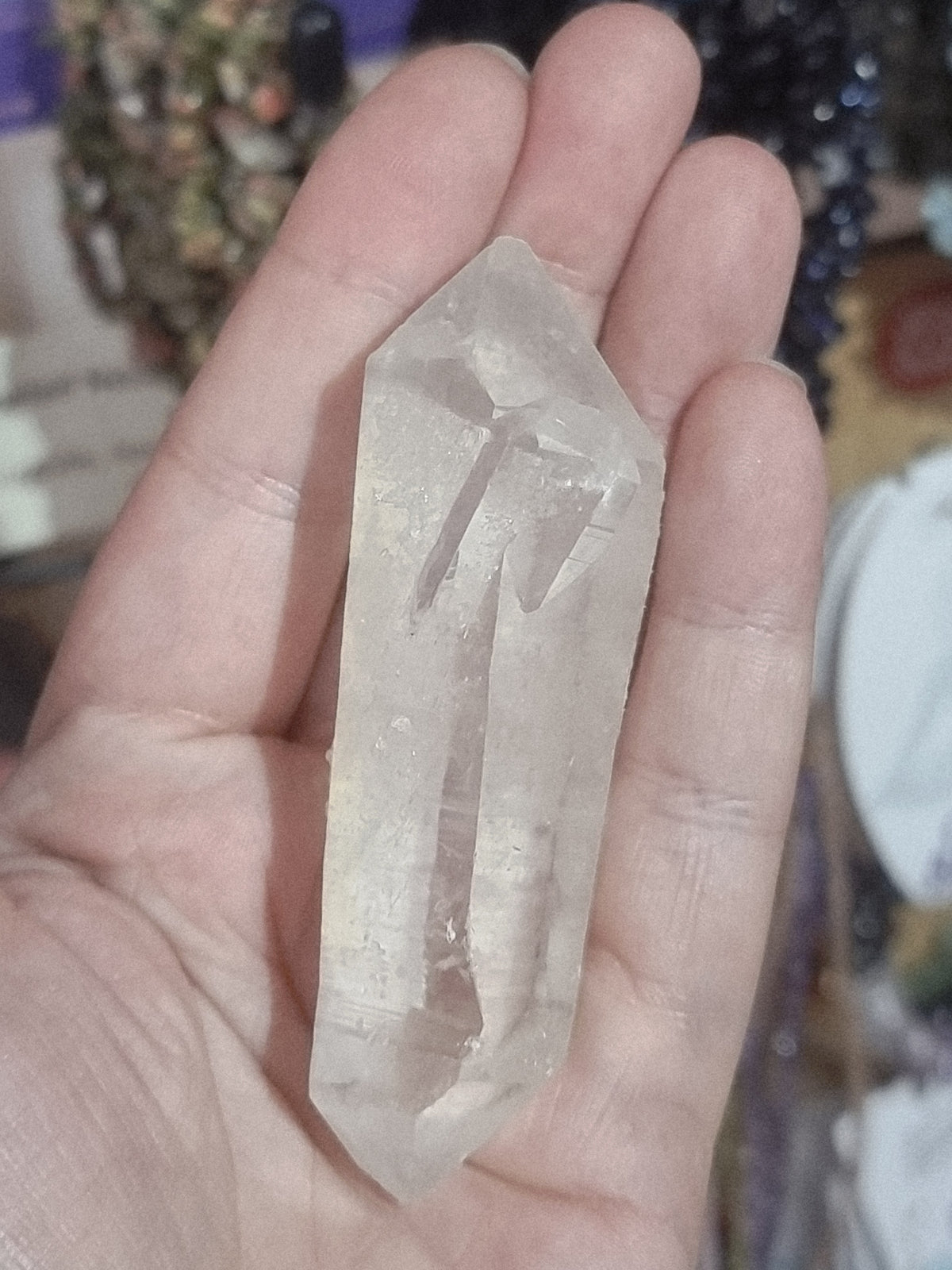 Terminated Quartz Point with Bridge (LQ6)