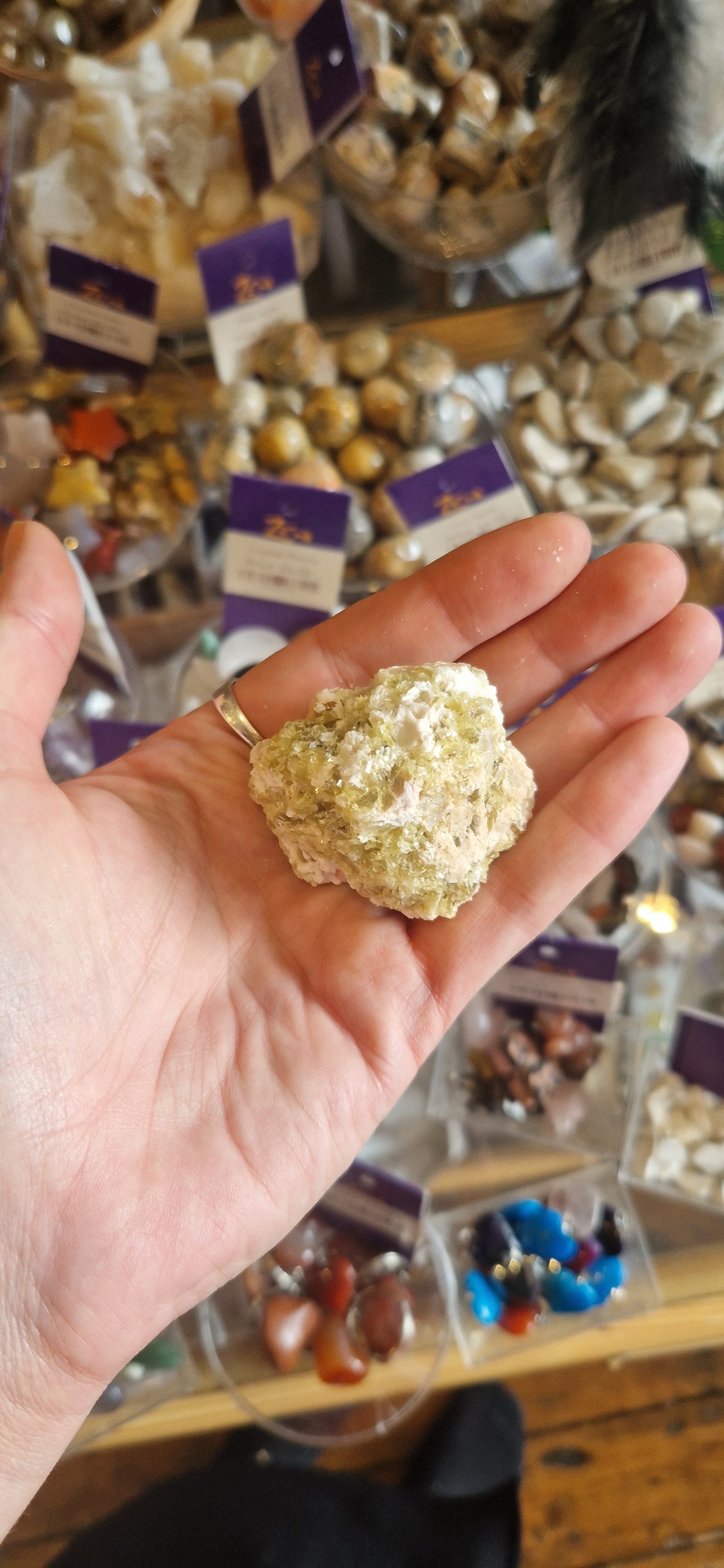 Yellow Muscovite (spec 2)