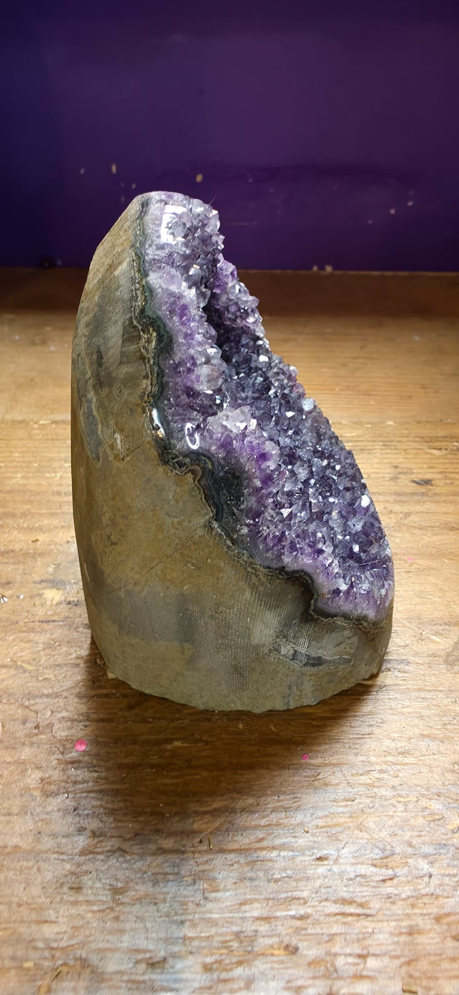 Amethyst Geode (1.01kg)