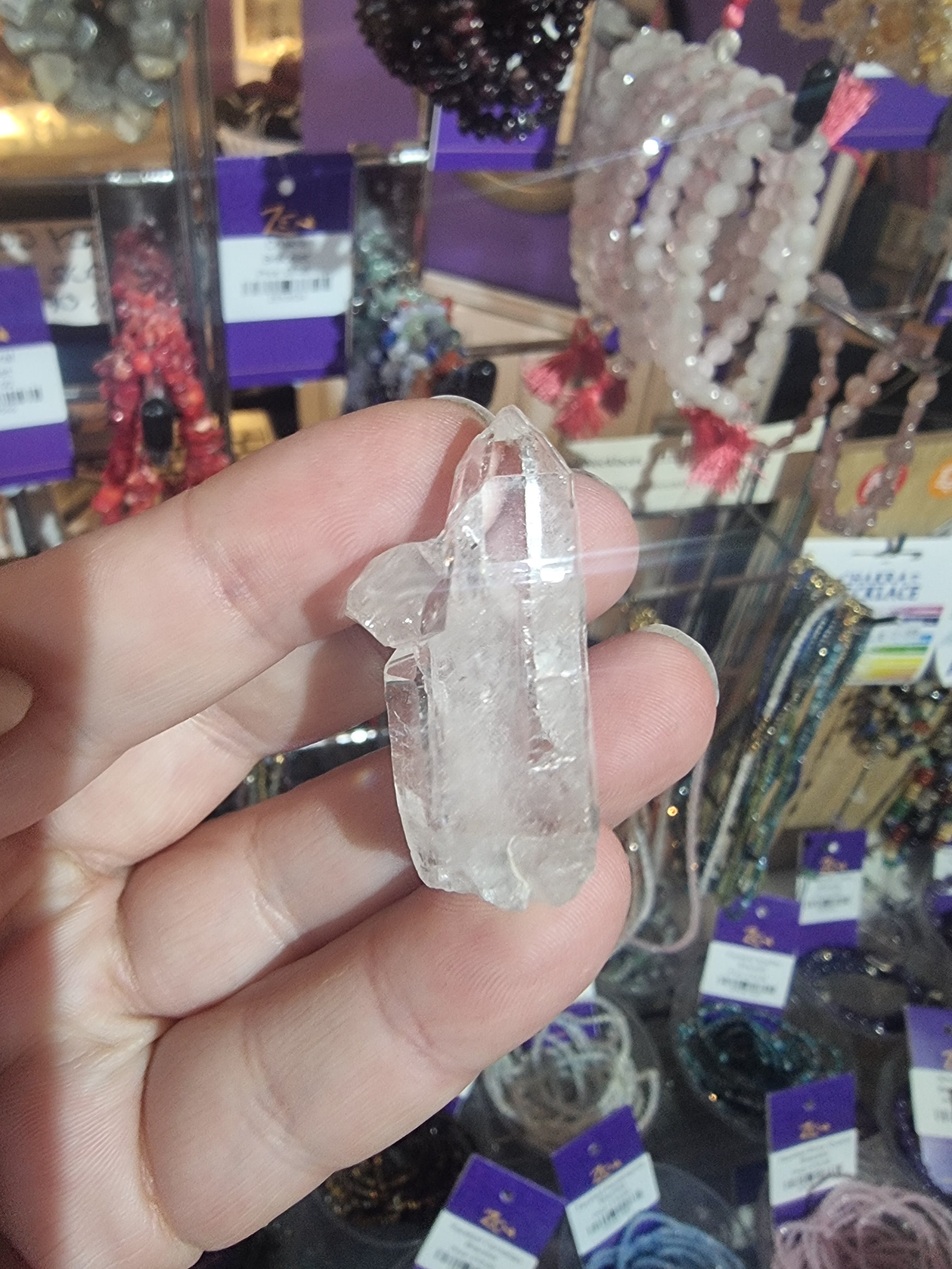 Quartz with Bridge & Window Point