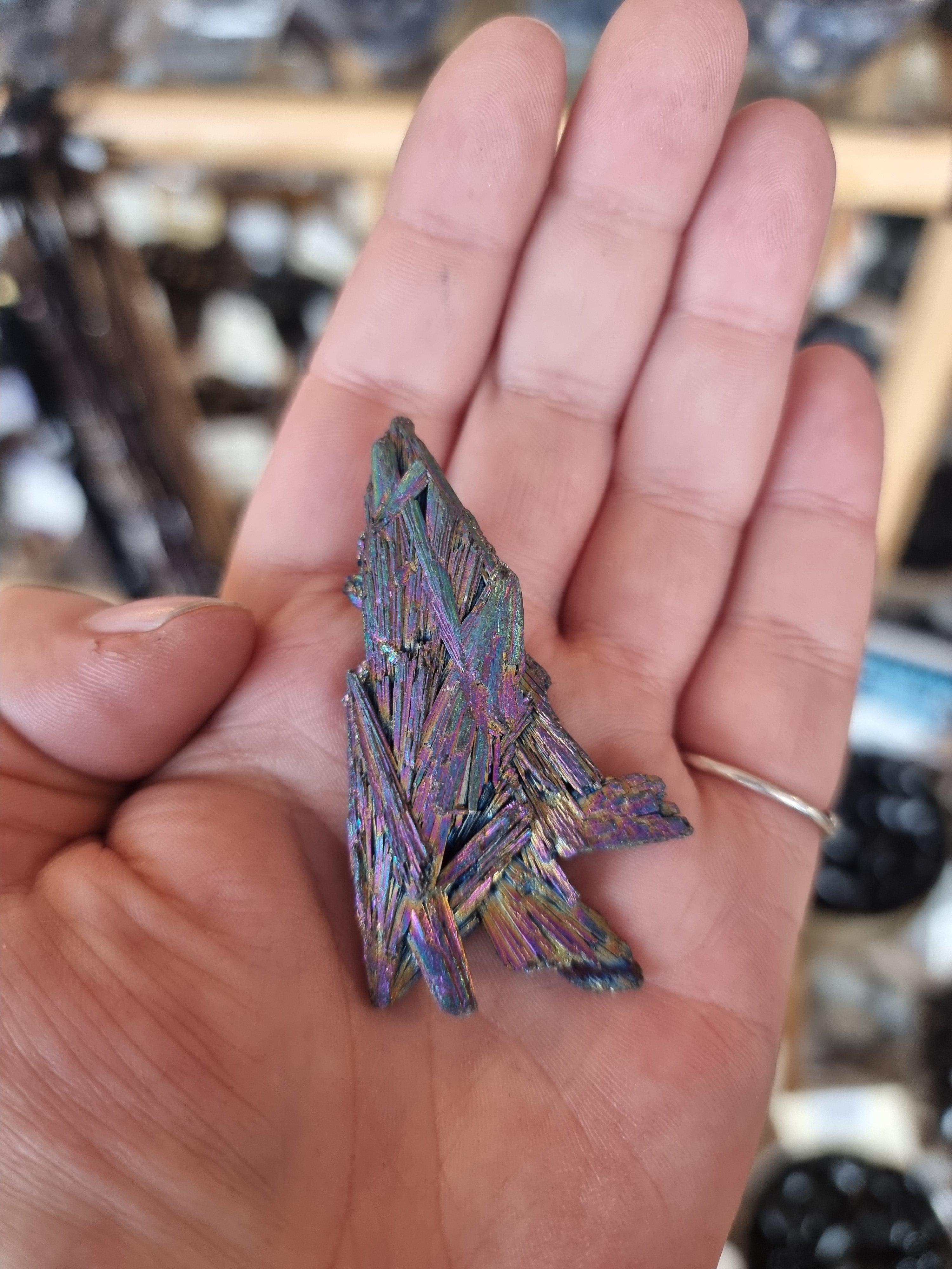 Aura Kyanite