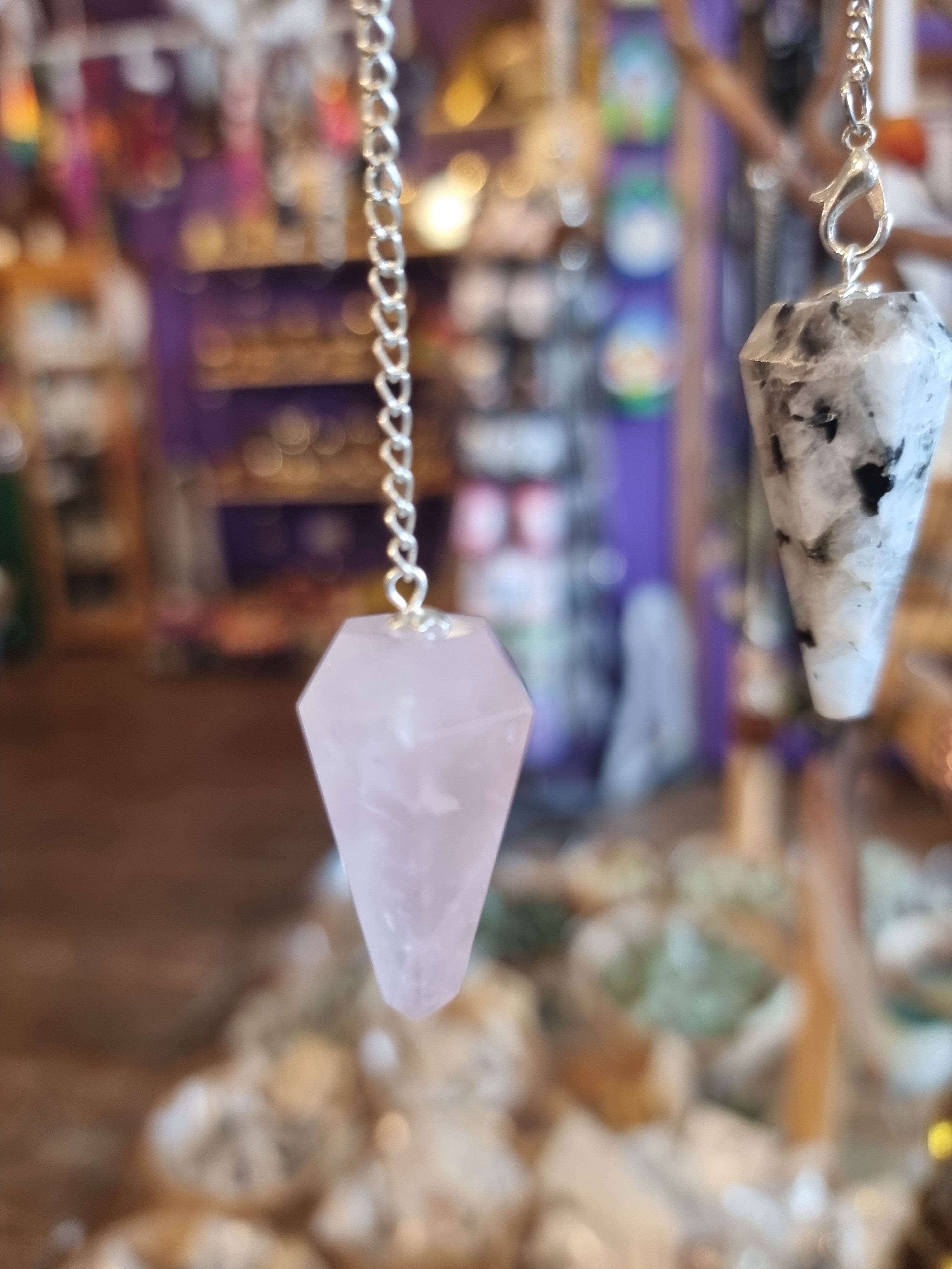 Rose quartz shop pendulum